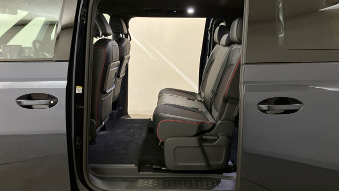 Volkswagen ID. Buzz 250kW GTX Pro 86kWh 5dr 4MOTION LWB Auto [7 Seat] Electric Estate - Image 24